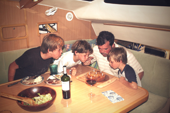 Geburtstags-Feier auf einem Katamaran Yacht auf den Bahamas